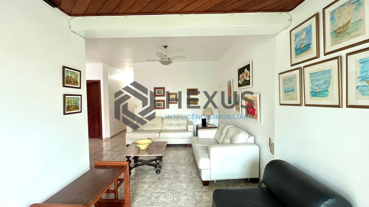 Foto 12 de Apartamento reformado com varanda gourmet e lazer nas Pitangueiras, Guarujá