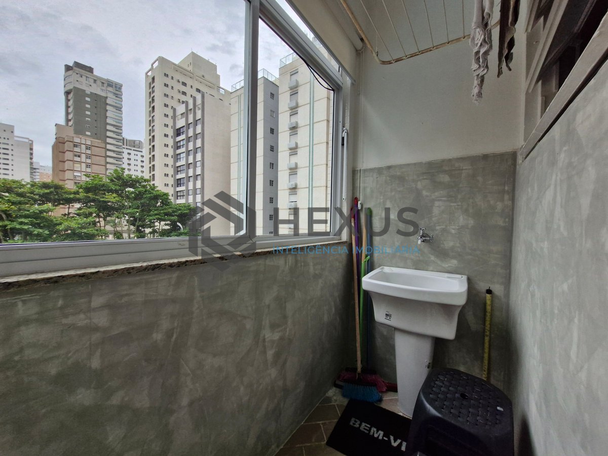 Foto 16 de Apartamento reformado beira mar com vista mar na Praia das Astúrias, Guarujá