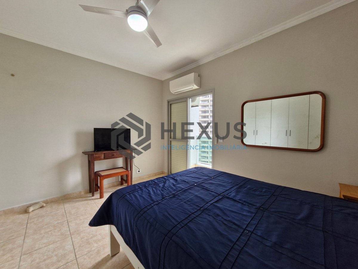 Foto 12 de Apartamento reformado com varanda e lazer na Praia das Astúrias, Guarujá