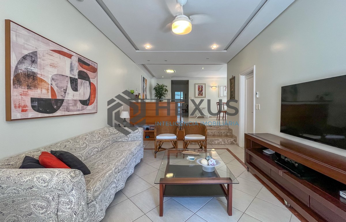 Foto 3 de Apartamento com varanda vista mar e lazer na beira mar na Praia nas Pitangueiras, Guarujá