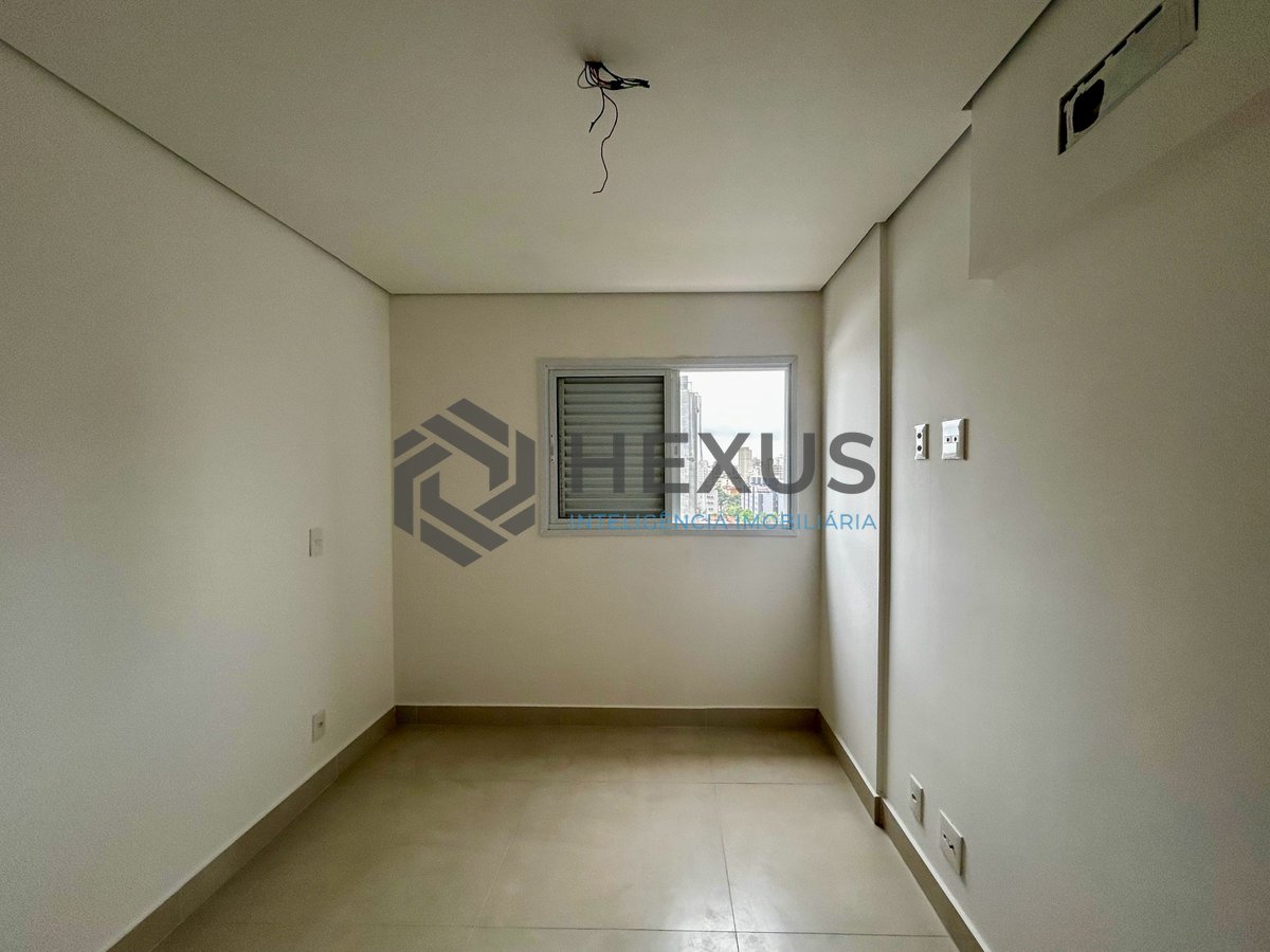 Foto 10 de Apartamento com varanda gourmet e lazer na Enseada, Guarujá