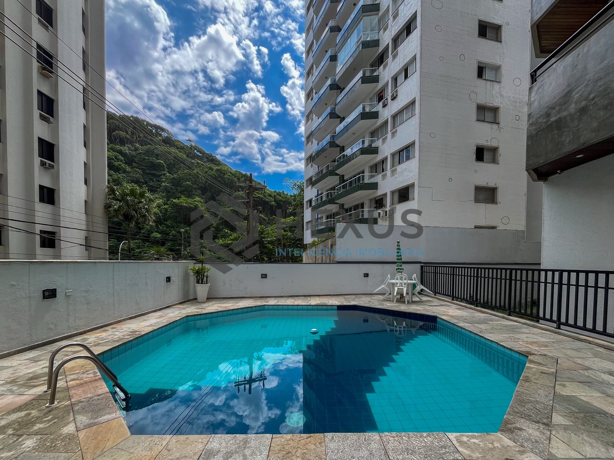 Foto 30 de Apartamento com varanda e lazer na beira mar da região do Morro do Maluf da Praia das Pitangueiras, Guarujá