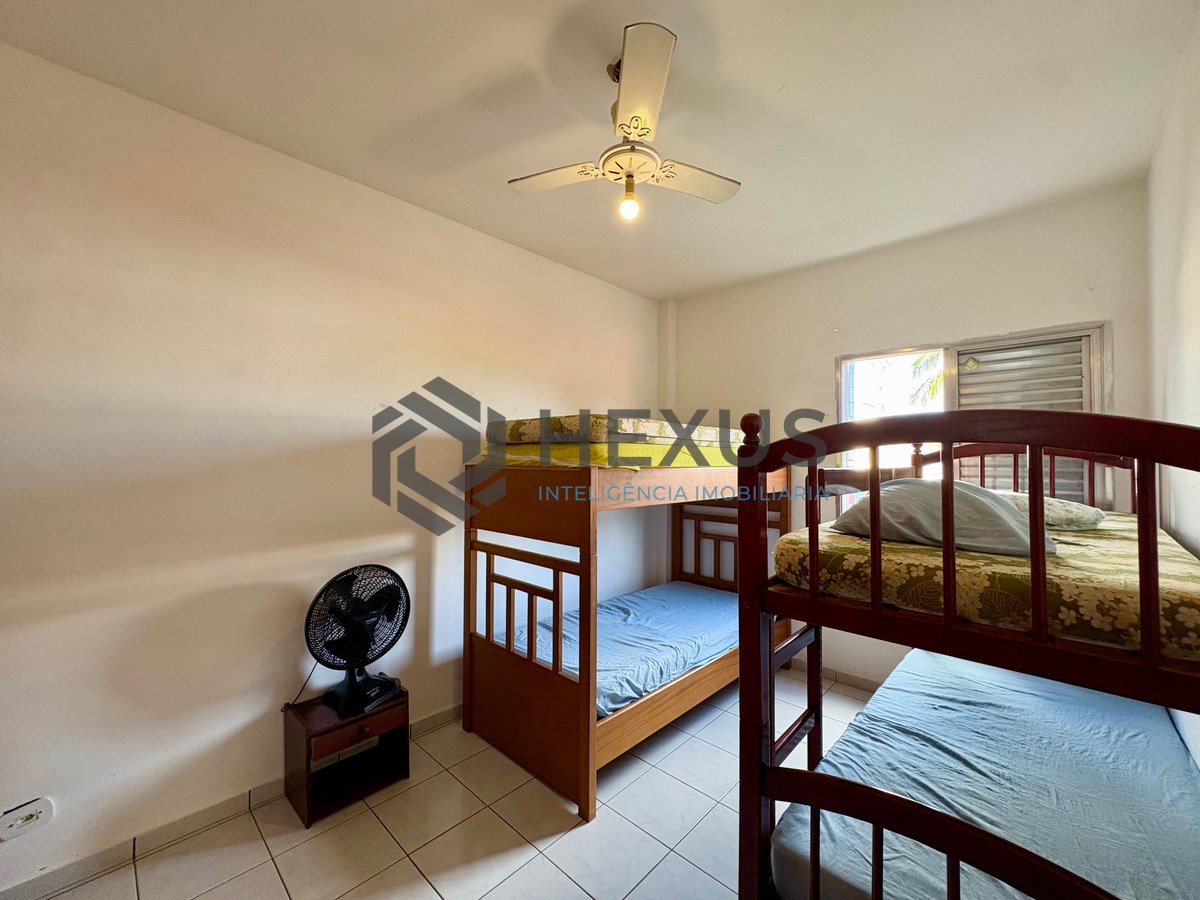 Foto 13 de Apartamento com varanda e lazer na Enseada, Guarujá