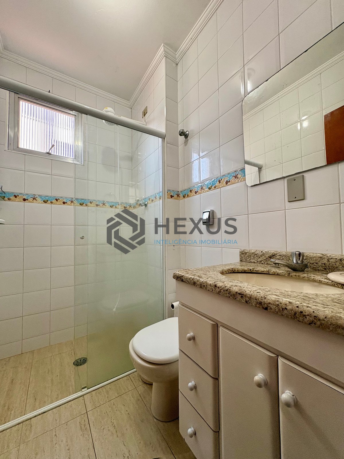 Foto 7 de Apartamento com varanda e lazer na Enseada, Guarujá