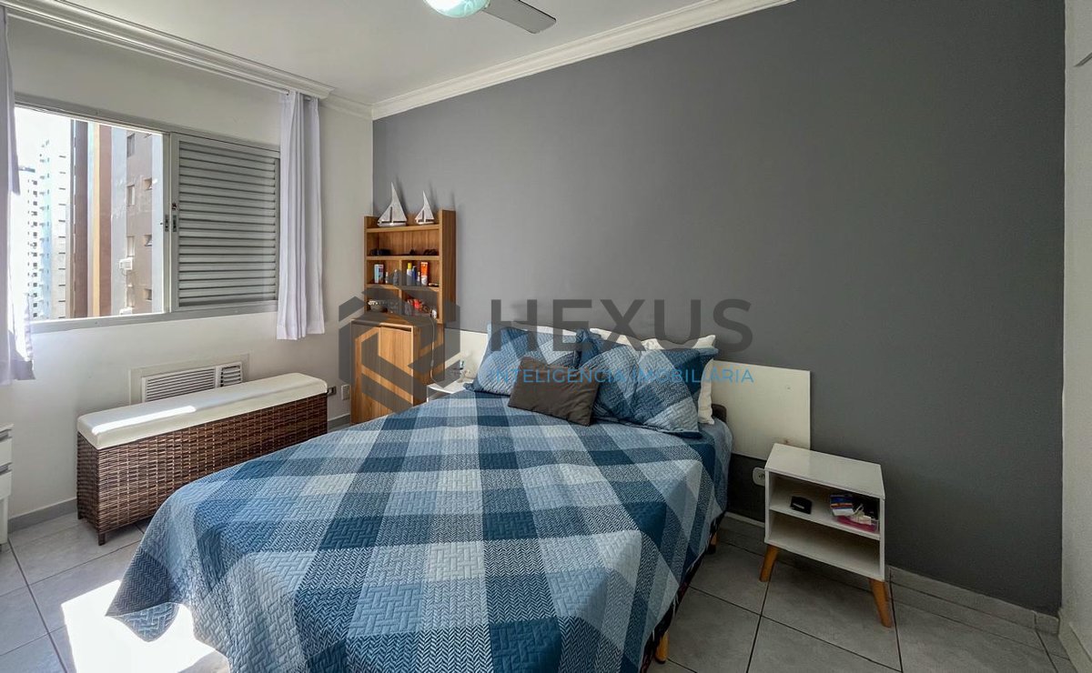 Foto 18 de Apartamento reformado com varanda vista mar e lazer na Barra Funda nas Pitangueiras, Guarujá