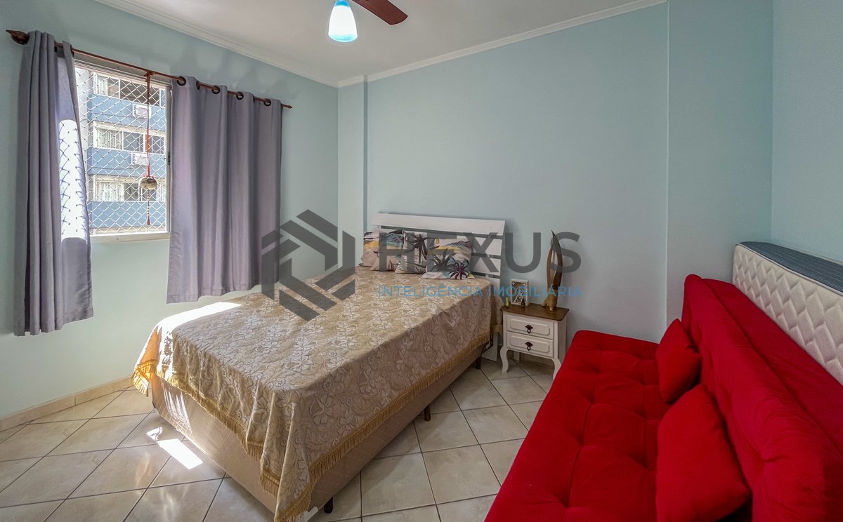 Foto 13 de Apartamento com varanda a 2 quadras da praia na região da Barra Funda da Praia das Pitangueiras, Guarujá