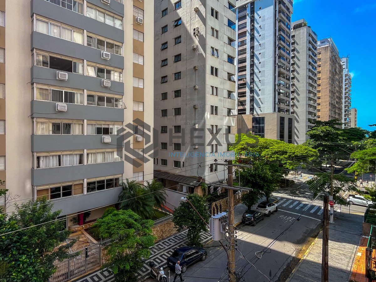 Foto 18 de Apartamento com varanda a 2 quadras da praia na região da Barra Funda da Praia das Pitangueiras, Guarujá