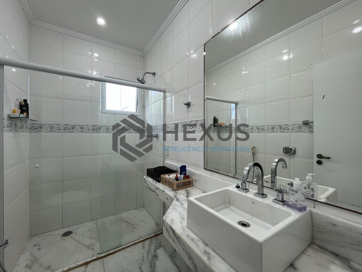 Foto 33 de Apartamento frente mar com vista oceânica e lazer à venda, Pitangueiras, Guarujá, SP