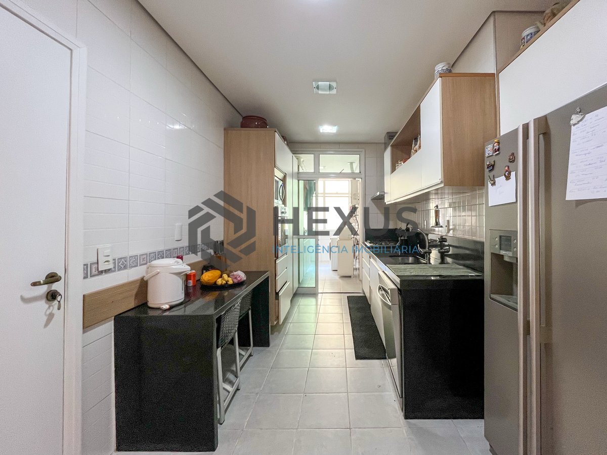 Foto 40 de Apartamento frente mar com vista oceânica e lazer à venda, Pitangueiras, Guarujá, SP