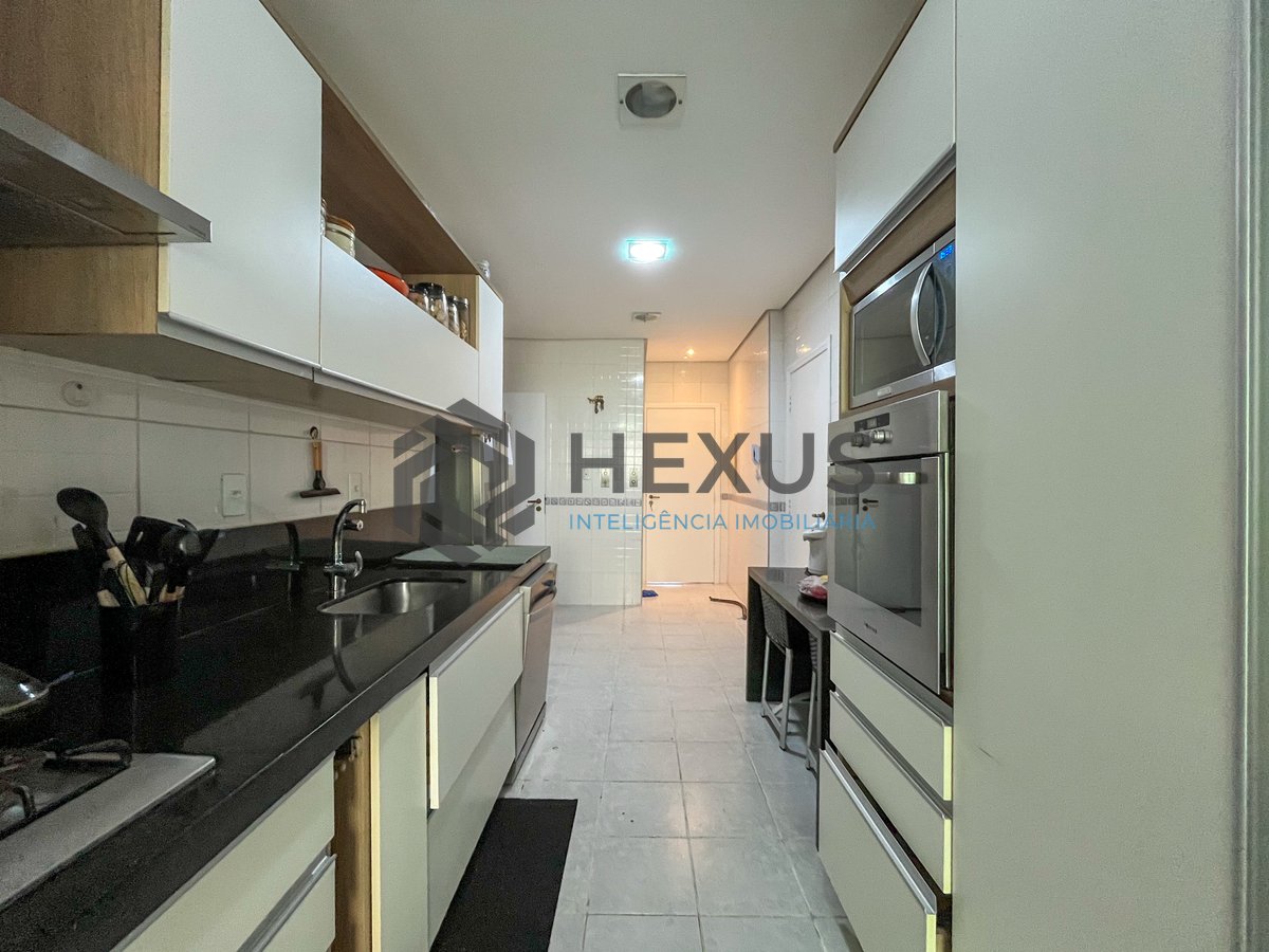 Foto 42 de Apartamento frente mar com vista oceânica e lazer à venda, Pitangueiras, Guarujá, SP
