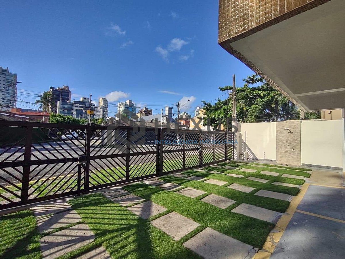 Foto 16 de Apartamento na região da Brunella da Praia da Enseada, Guarujá