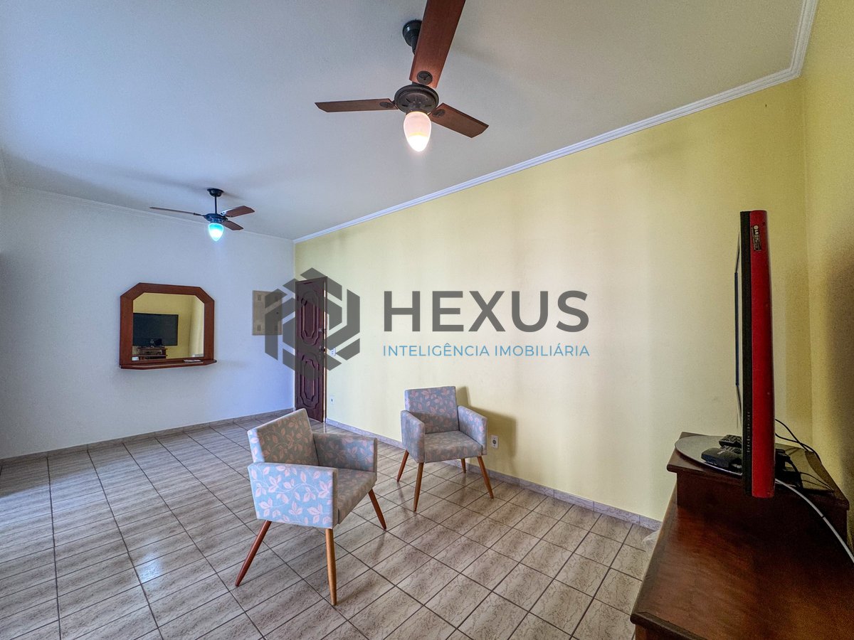 Foto 6 de Apartamento com varanda a 1 quadra da Praia do Tombo, Guarujá