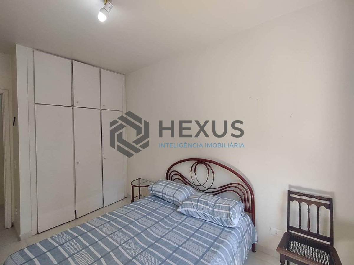 Foto 11 de Apartamento com varanda e lazer na Praia da Enseada, Guarujá