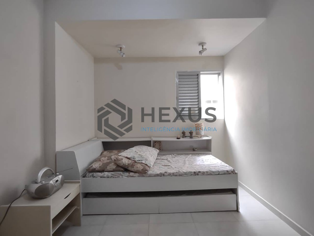 Foto 17 de Apartamento com varanda e lazer na Praia da Enseada, Guarujá