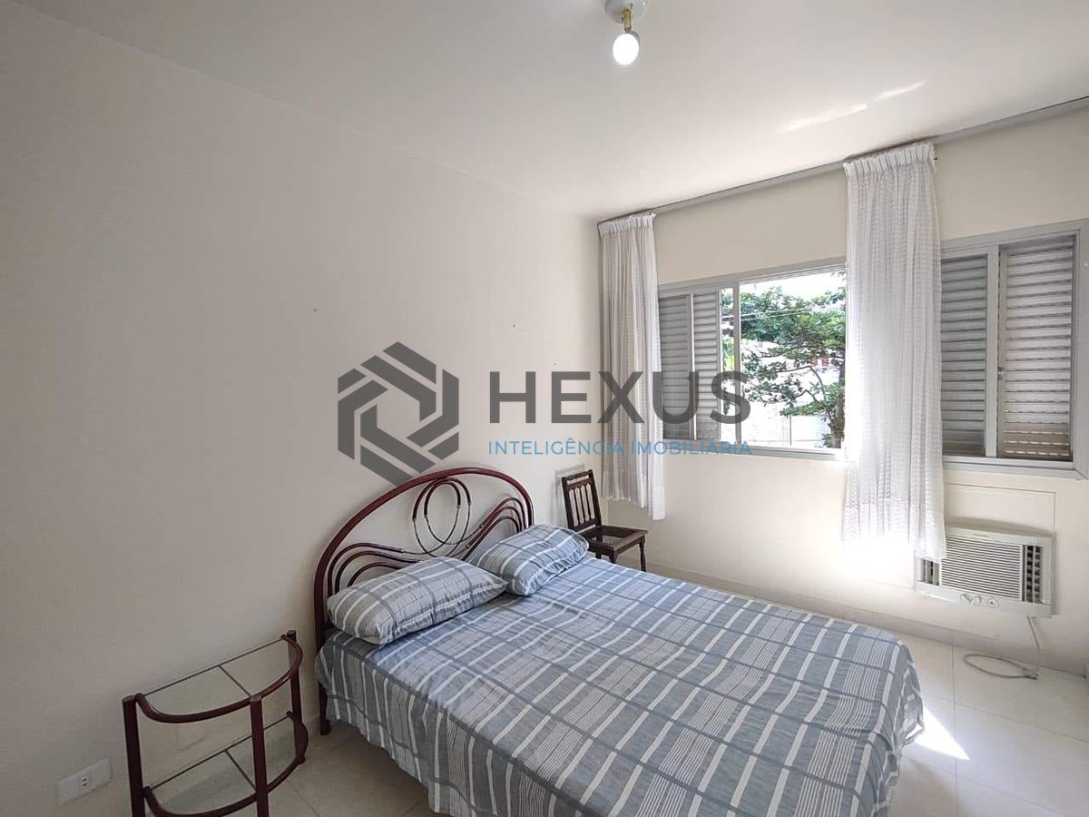 Foto 9 de Apartamento com varanda e lazer na Praia da Enseada, Guarujá