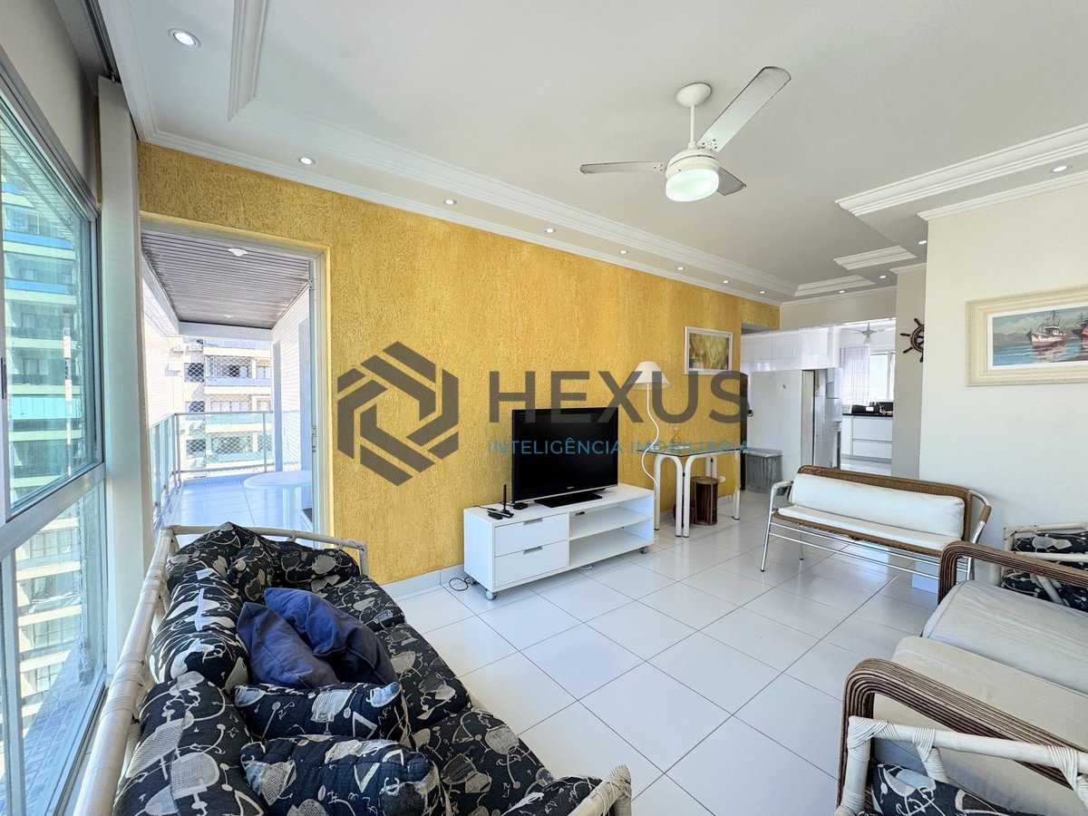 Foto 7 de Apartamento com varanda e lazer na Praia das Pitangueiras, Guarujá
