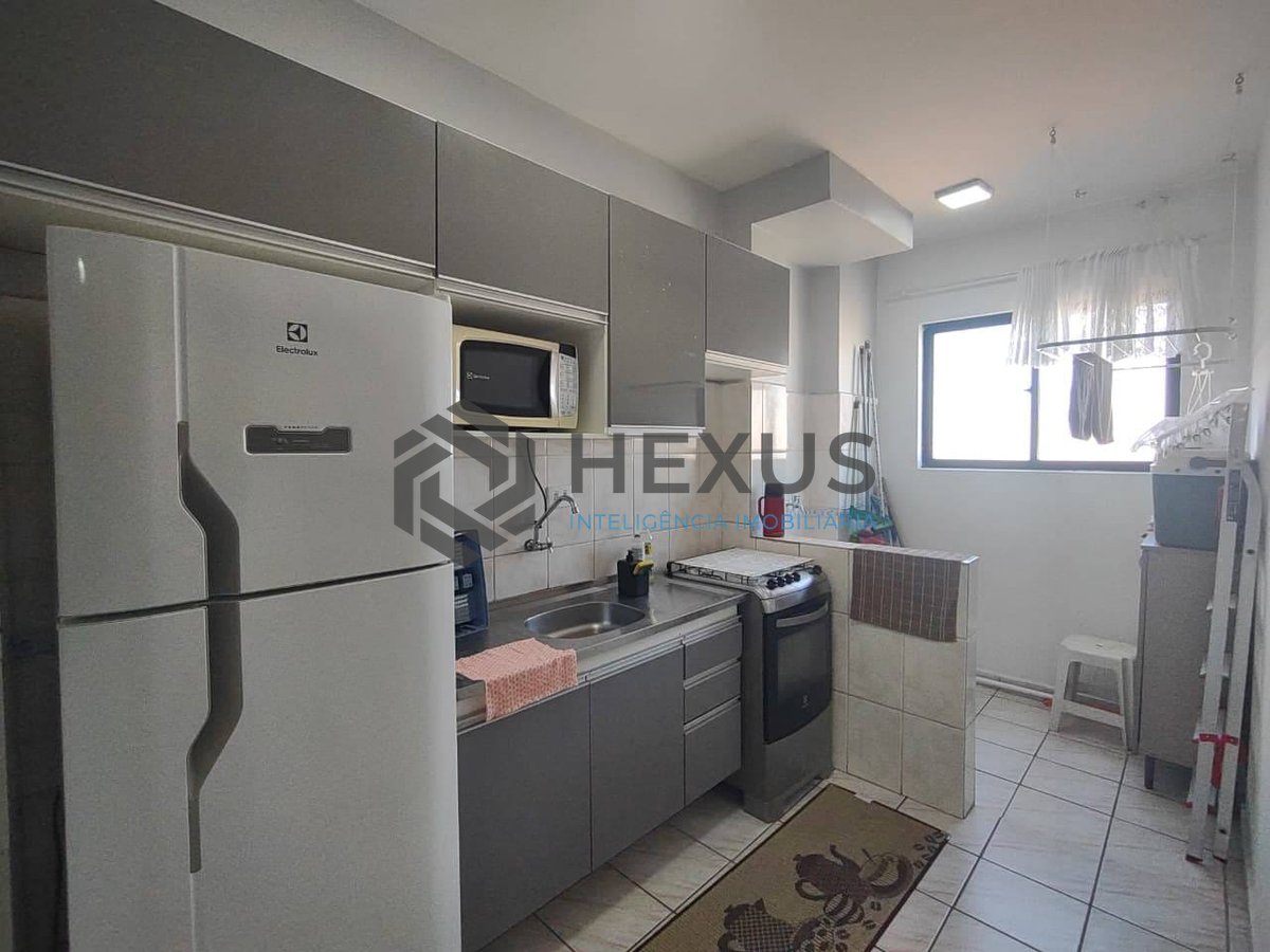 Foto 16 de Apartamento com varanda e lazer na Praia da Enseada, Guarujá
