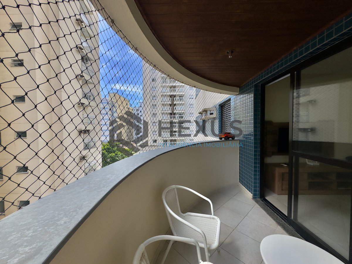 Foto 7 de Apartamento com varanda vista mar e lazer a 1 quadra do mar nas Pitangueiras, Guarujá