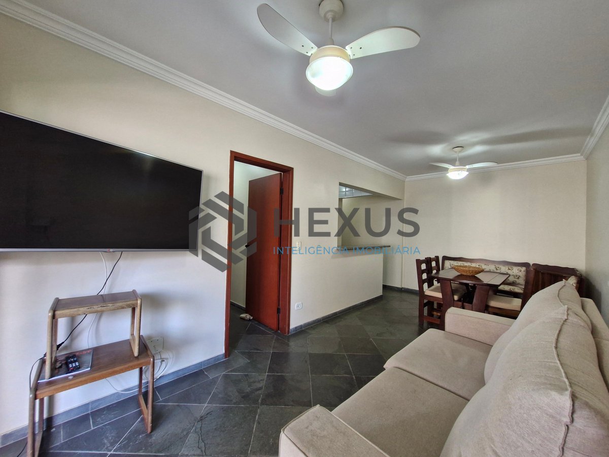 Foto 4 de Apartamento com varanda vista mar e lazer a 1 quadra do mar nas Pitangueiras, Guarujá