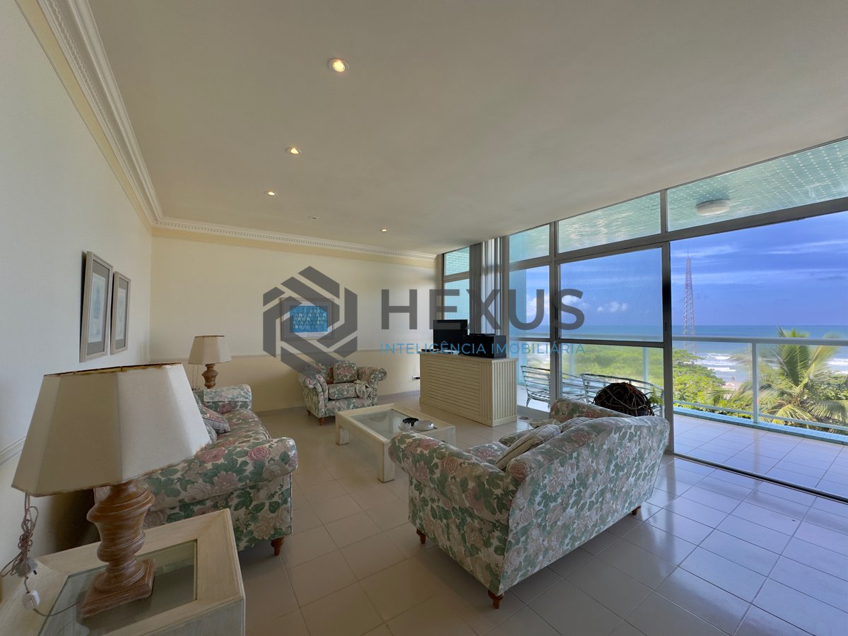 Foto 5 de Apartamento frente mar com varanda na Praia das Pitangueiras, Guarujá