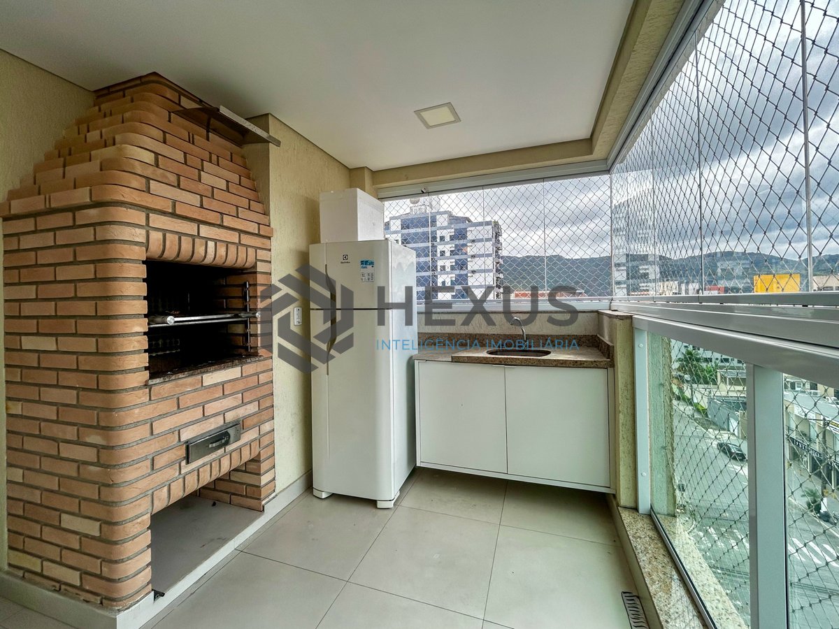 Foto 2 de Apartamento com varanda gourmet vista mar e lazer na Enseada, Guarujá