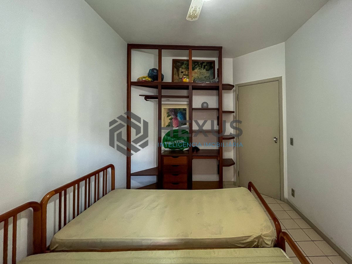 Foto 17 de Apartamento com varanda na região da Barra Funda da Praia das Pitangueiras, Guarujá