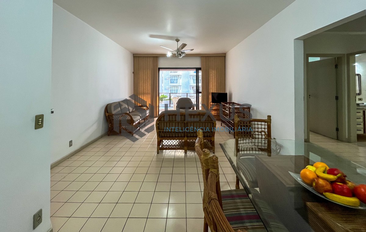 Foto 4 de Apartamento com varanda na região da Barra Funda da Praia das Pitangueiras, Guarujá