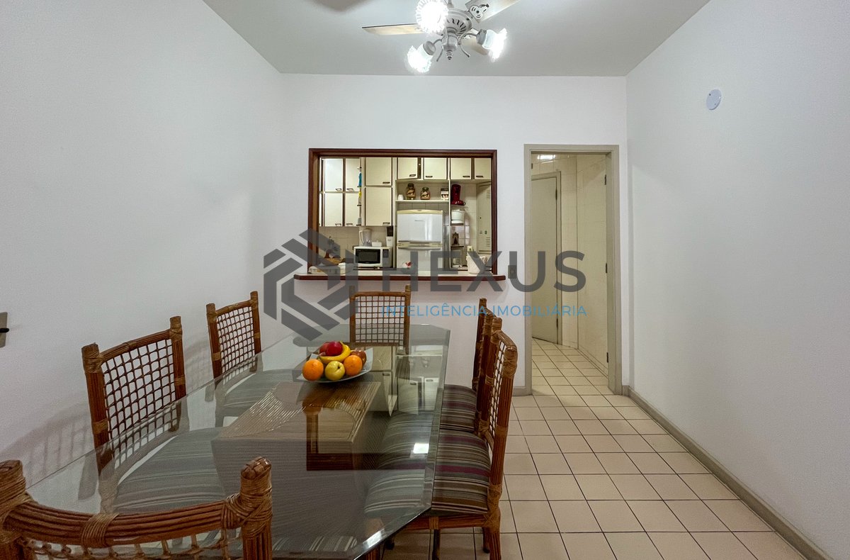 Foto 5 de Apartamento com varanda na região da Barra Funda da Praia das Pitangueiras, Guarujá