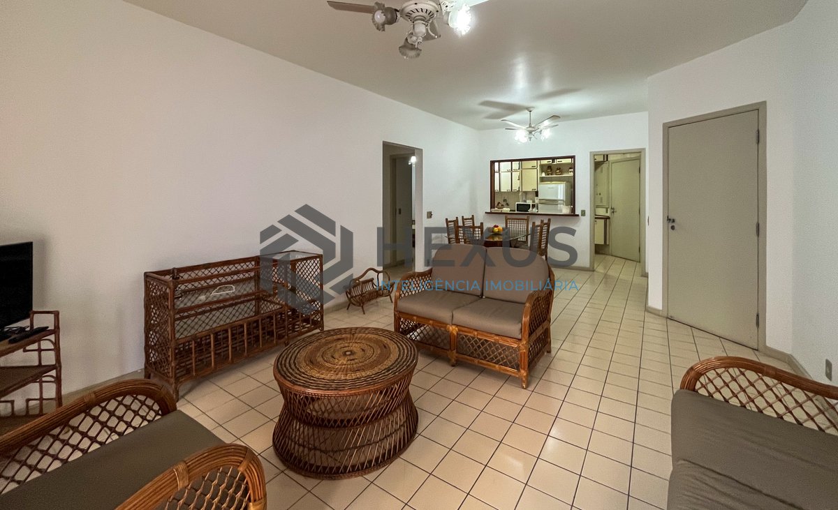 Foto 7 de Apartamento com varanda na região da Barra Funda da Praia das Pitangueiras, Guarujá