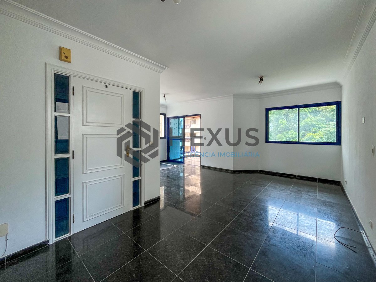 Foto 3 de Apartamento com varanda gourmet a 3 quadras do mar nas Pitangueiras, Guarujá