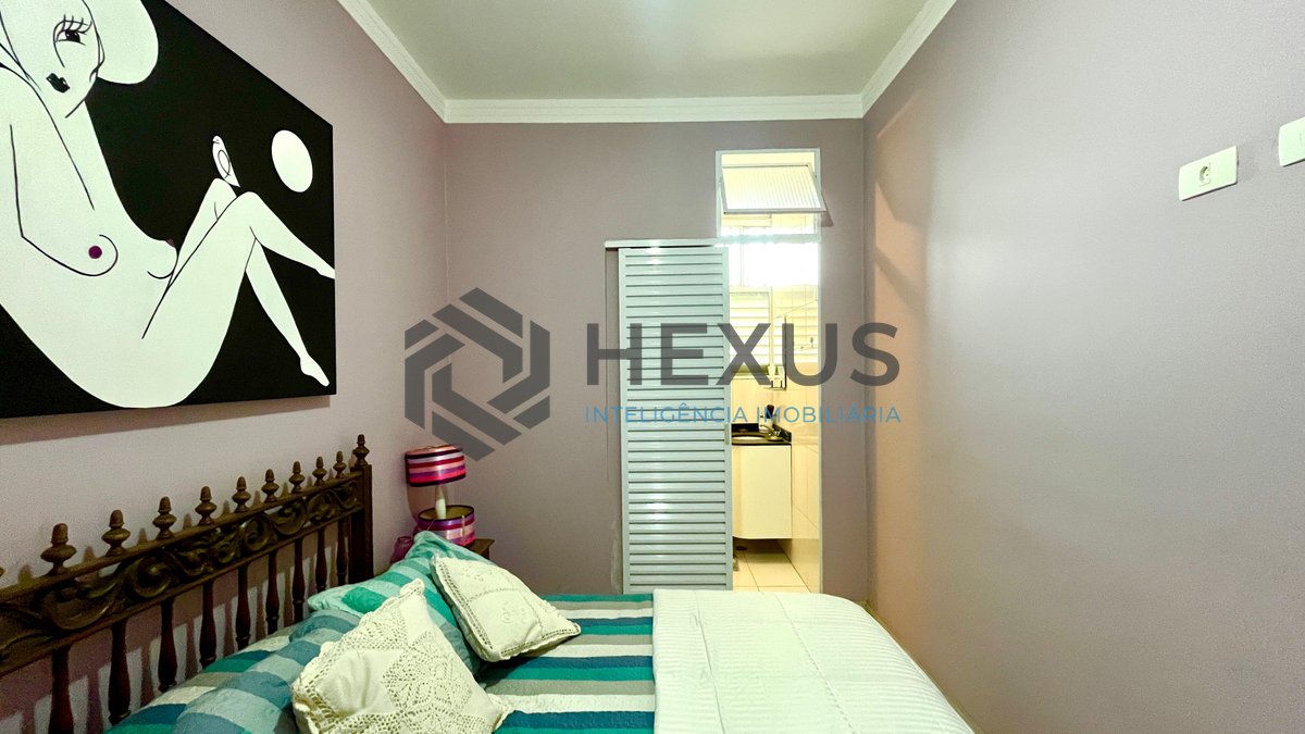 Foto 13 de Apartamento com varanda vista mar a 1 quadra da praia nas Pitangueiras, Guarujá