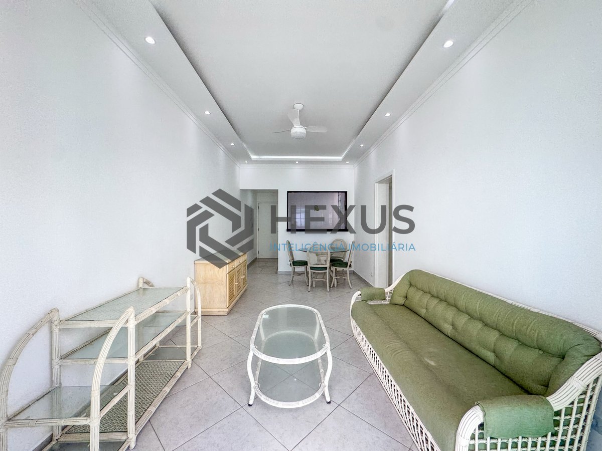 Foto 2 de Apartamento com varanda vista mar a 1 quadra da praia nas Pitangueiras, Guarujá