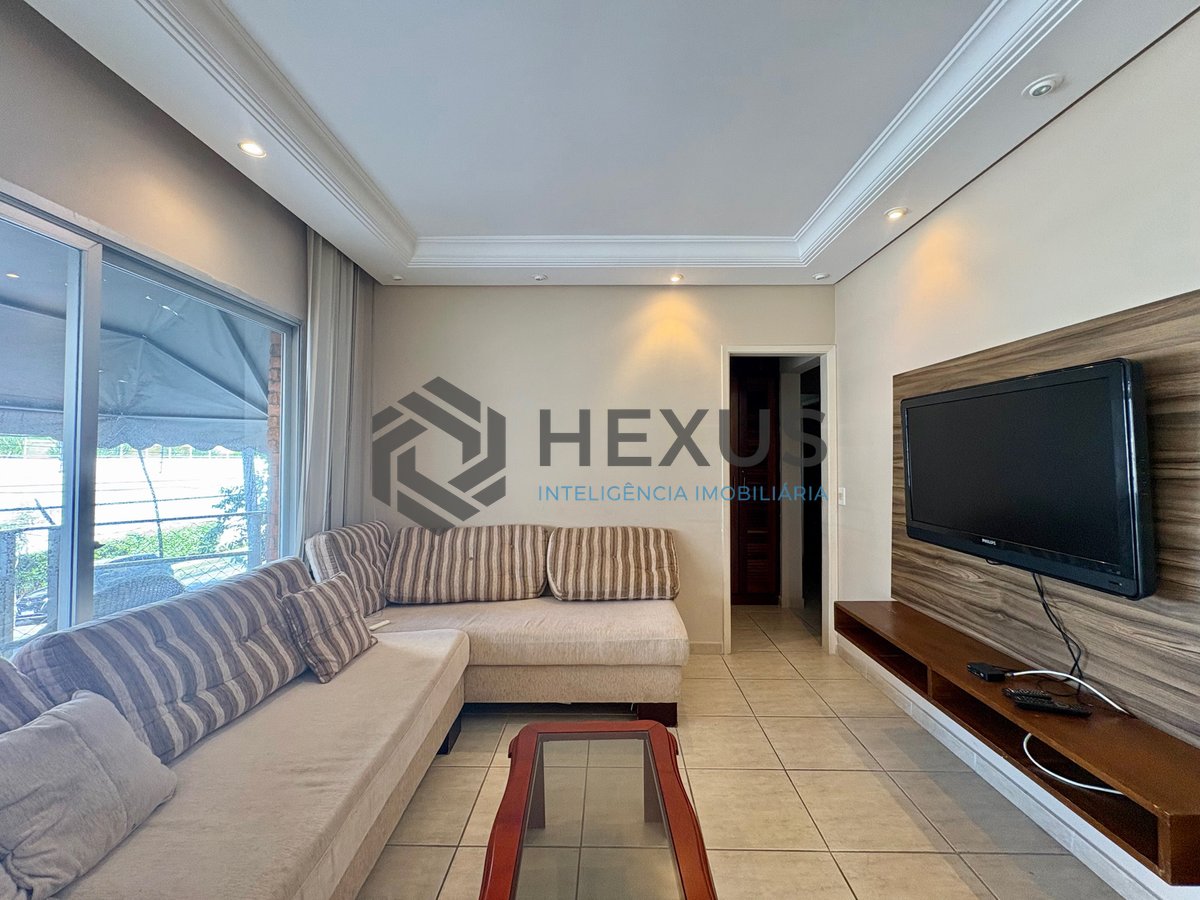 Foto 4 de Apartamento com varanda e lazer na Praia da Enseada, Guarujá