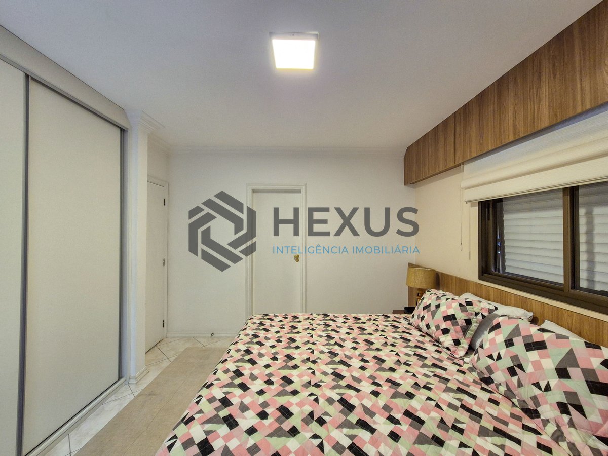 Foto 44 de Apartamento reformado com varanda vista mar a 2 quadras da praia nas Pitangueiras, Guarujá