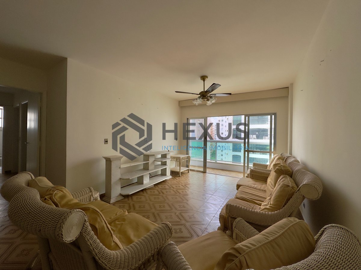 Foto 8 de Apartamento com varanda vista mar na quadra mar da Praia das Pitangueiras, Guarujá