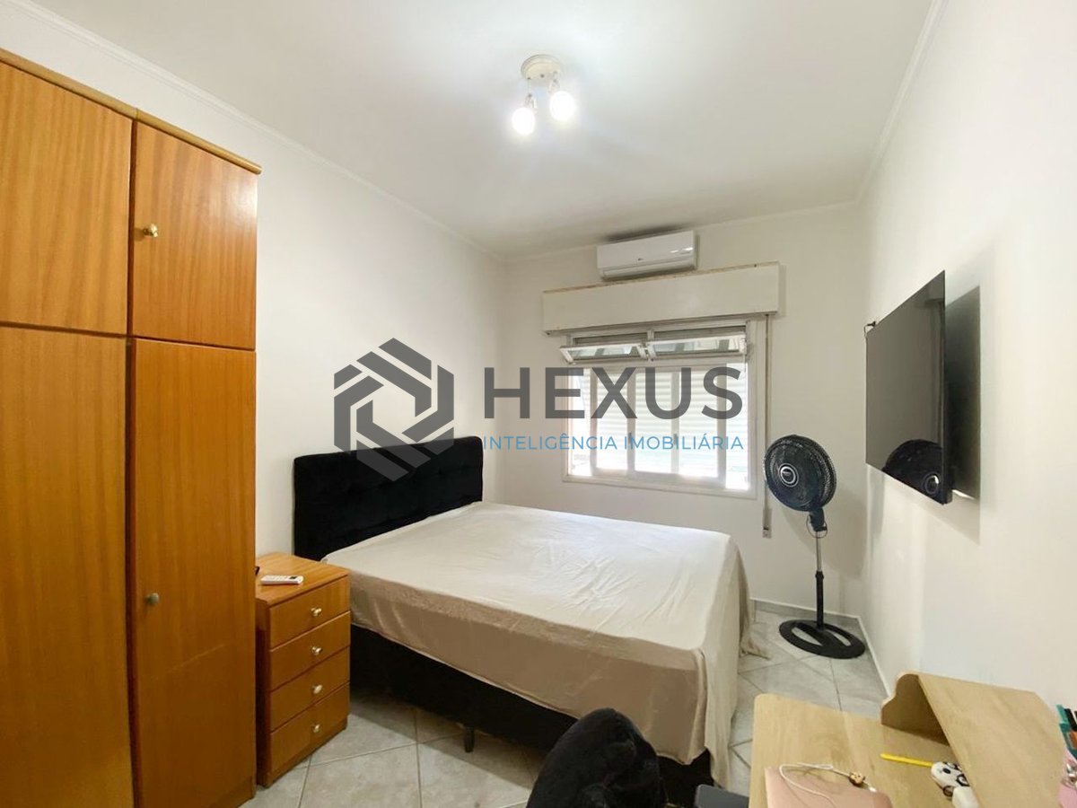 Foto 6 de Apartamento reformado a 2 quadras da Praia das Pitangueiras, Guarujá