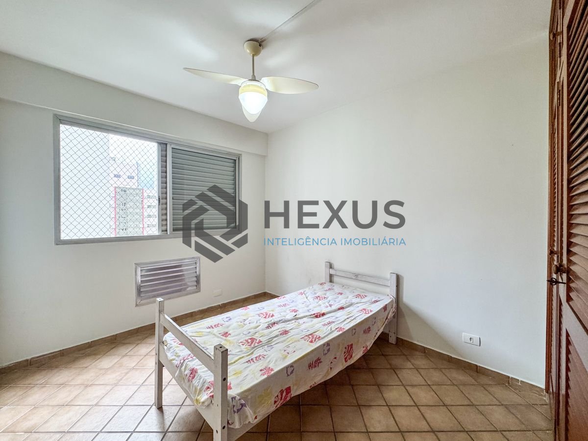 Foto 15 de Apartamento com varanda vista mar e lazer a 1 quadra da praia nas Pitangueiras, Guarujá
