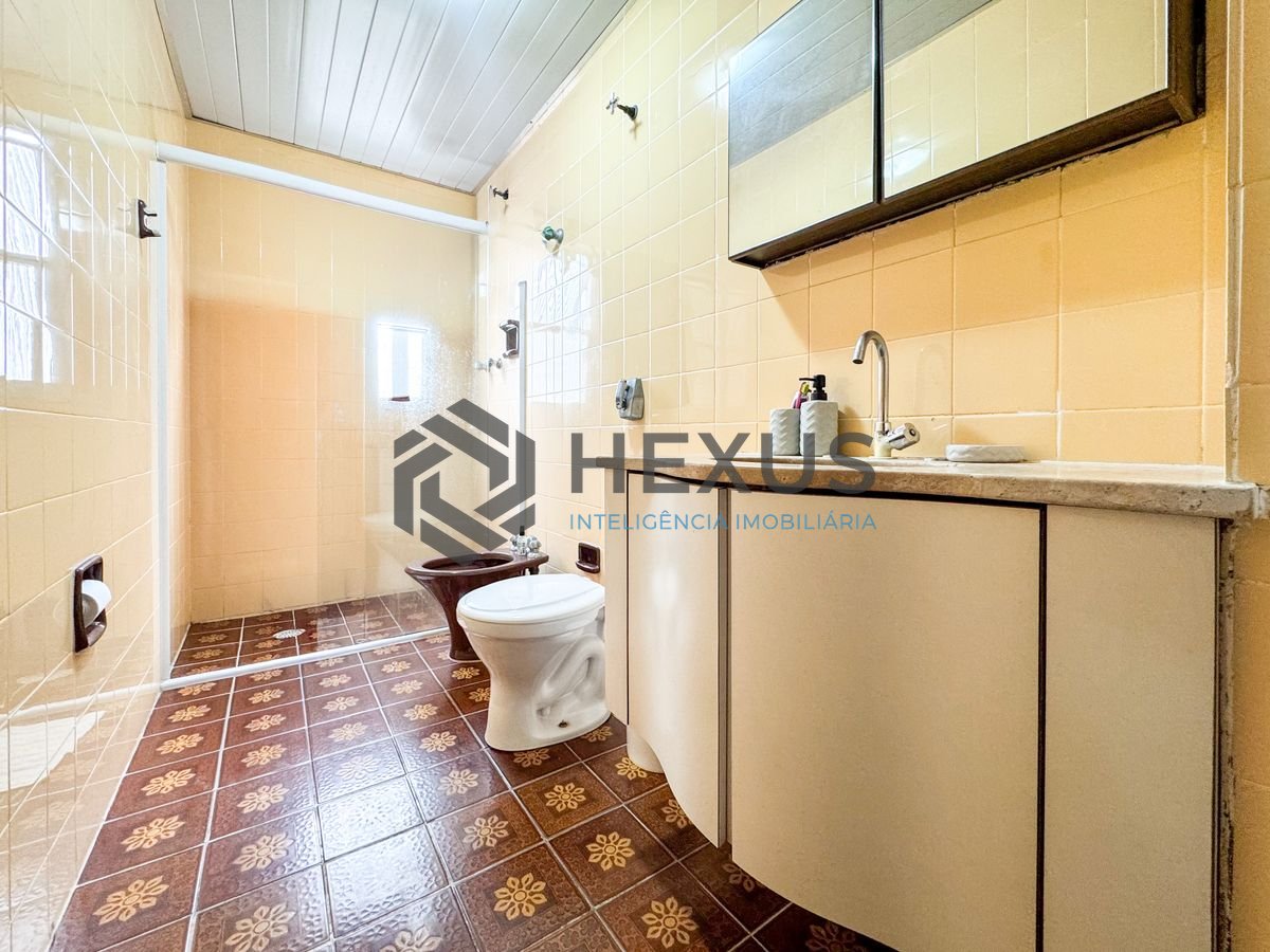 Foto 31 de Apartamento com varanda vista mar e lazer a 1 quadra da praia nas Pitangueiras, Guarujá