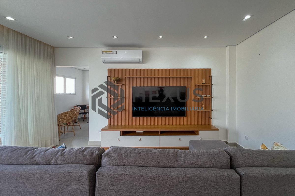 Foto 7 de Apartamento reformado com varanda gourmet vista mar a 1 quadra mar da praia nas Pitangueiras, Guarujá