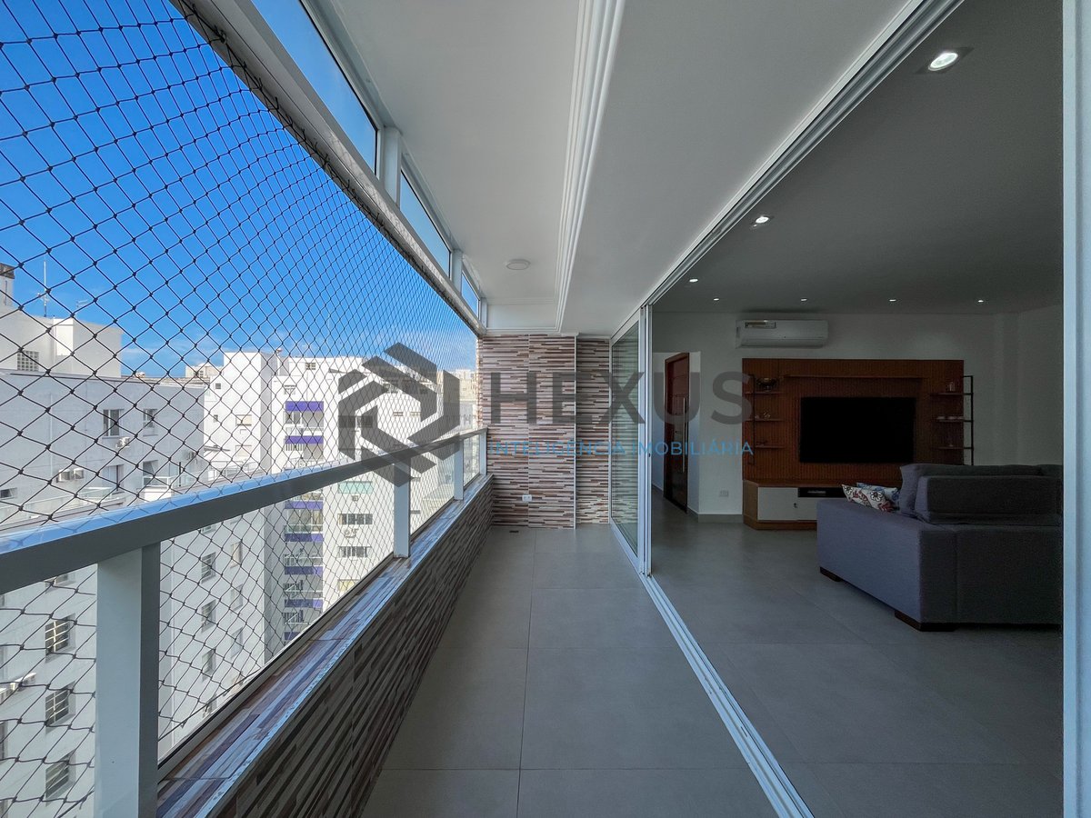 Foto 10 de Apartamento reformado com varanda gourmet vista mar a 1 quadra mar da praia nas Pitangueiras, Guarujá
