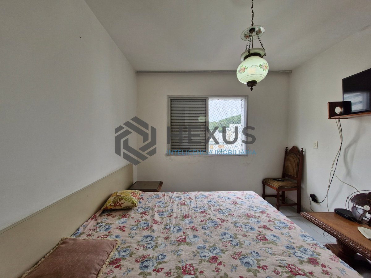 Foto 16 de Apartamento com varanda vista mar e lazer na beira mar da Praia das Pitangueiras, Guarujá