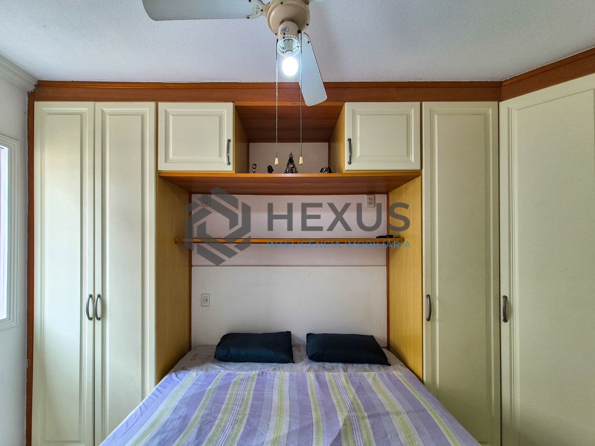 Foto 18 de Apartamento com varanda e lazer a 1 quadra da praia nas Pitangueiras, Guarujá