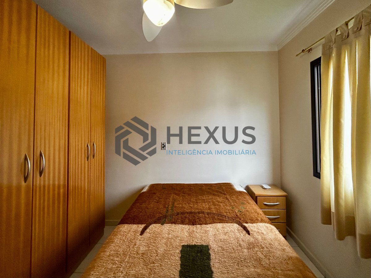 Foto 14 de Apartamento com varanda a 450 metros da praia no Jardim Astúrias, Guarujá