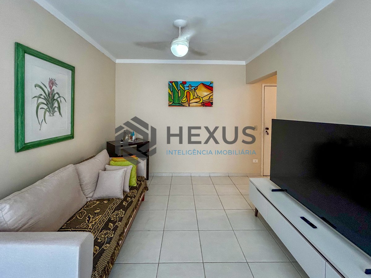 Foto 3 de Apartamento com varanda a 450 metros da praia no Jardim Astúrias, Guarujá