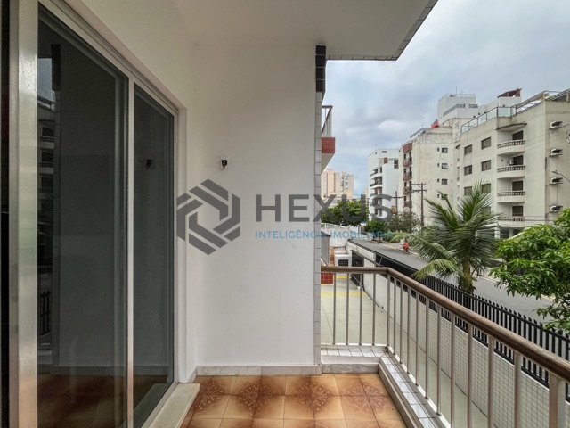 Foto 6 de Apartamento com varanda na Praia da Enseada, Guarujá