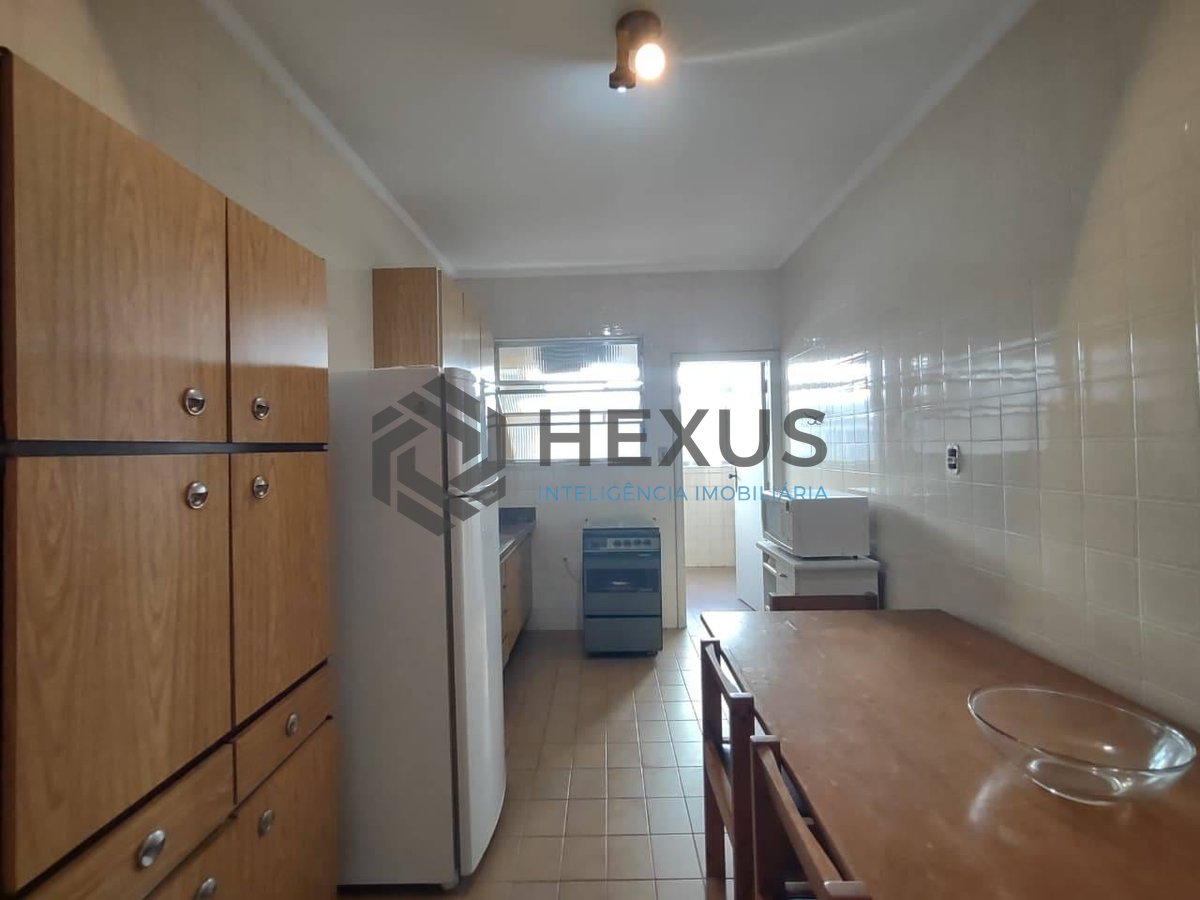 Foto 16 de Apartamento com varanda vista mar na Enseada, Guarujá