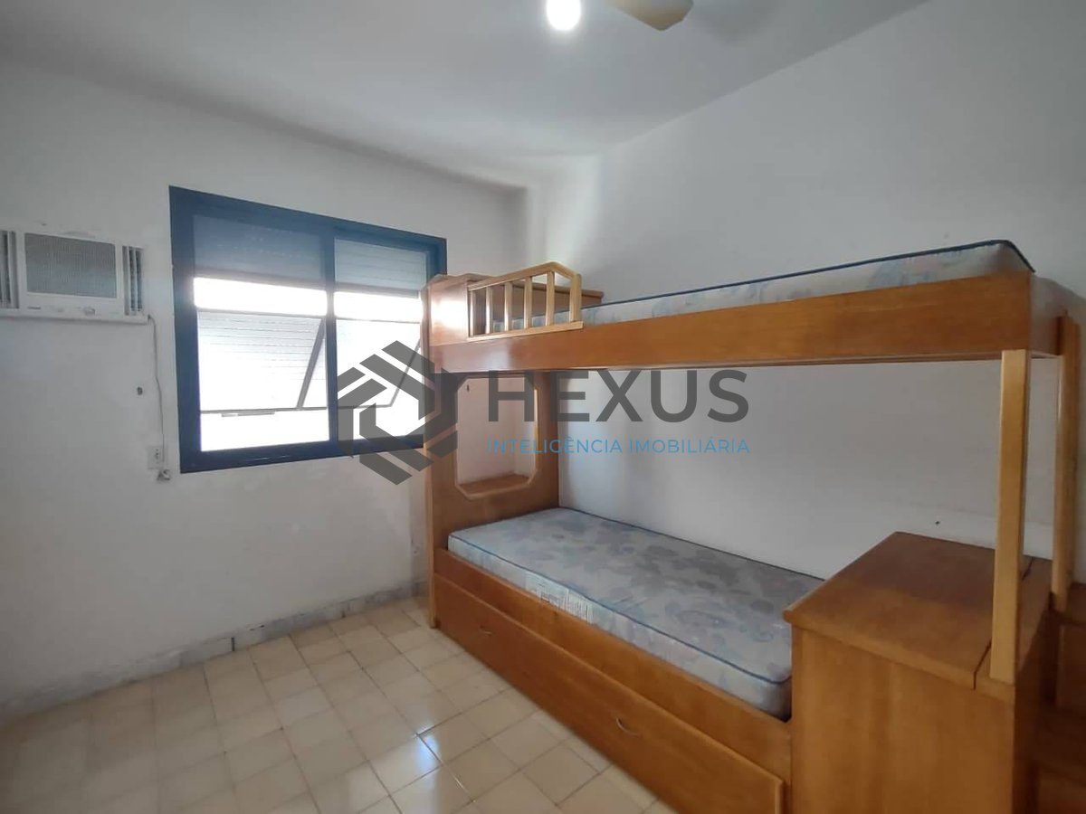 Foto 9 de Apartamento com varanda vista mar na Enseada, Guarujá