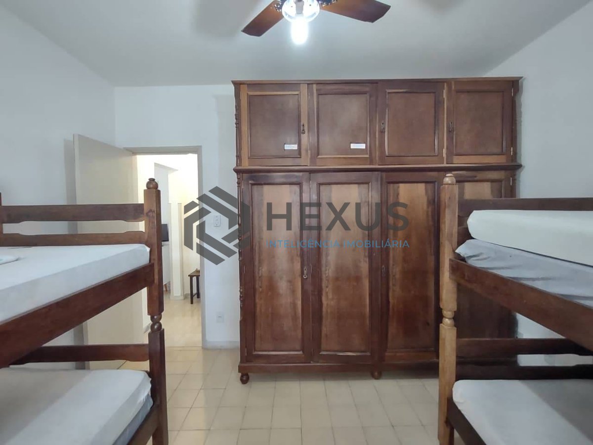 Foto 11 de Apartamento com varanda na Praia da Enseada, Guarujá