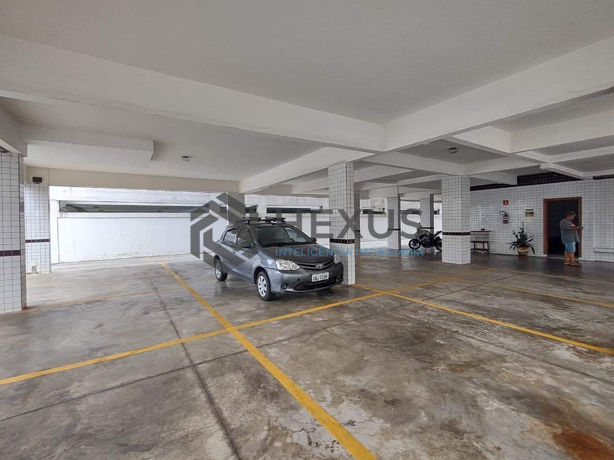 Foto 19 de Apartamento com varanda na Praia da Enseada, Guarujá