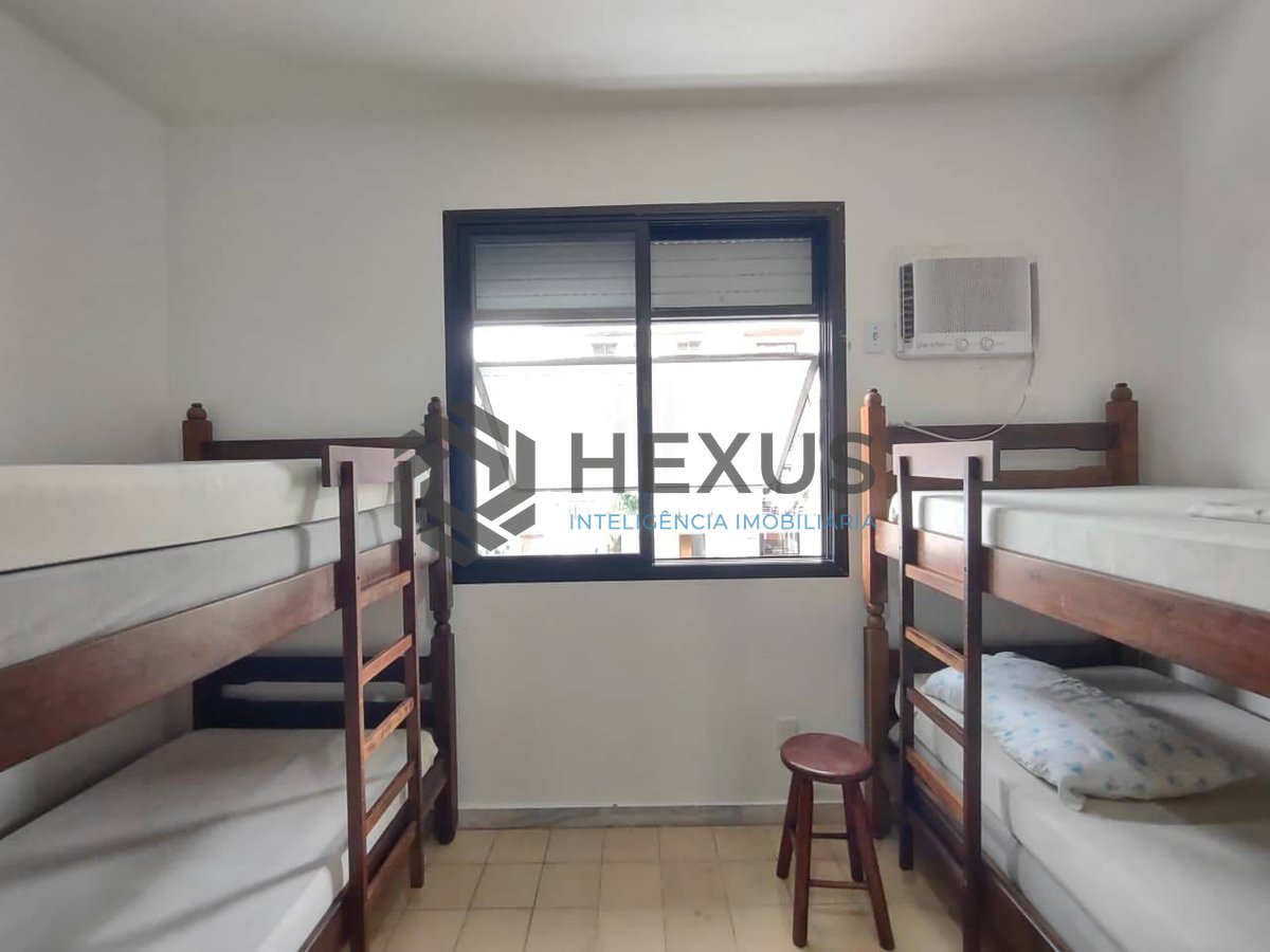 Foto 10 de Apartamento com varanda na Praia da Enseada, Guarujá